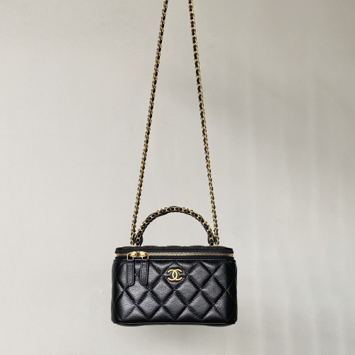 NIGO Chanel Women's Retro Vanity Series Solid Color Double C Adjustable Buckle Plaid Leather Shoulder Crossbody Casual Cosmetic Bag Bags #nigo77895
