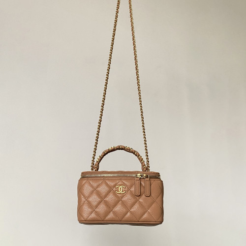 NIGO Chanel Women's Retro Vanity Series Solid Color Double C Adjustable Buckle Plaid Leather Shoulder Crossbody Casual Cosmetic Bag Bags #nigo77895