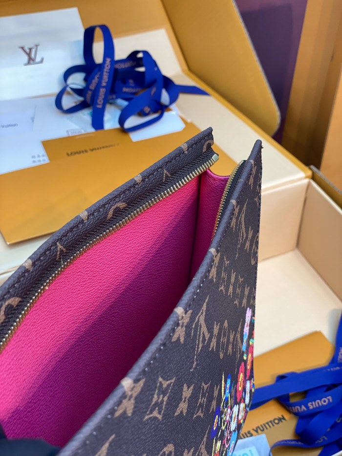 NIGO Louis Vuitton LV x TM Men's Solid Color Letter Print Sunflower Pattern Zipper Leather Clutch Bag Bags #nigo77914
