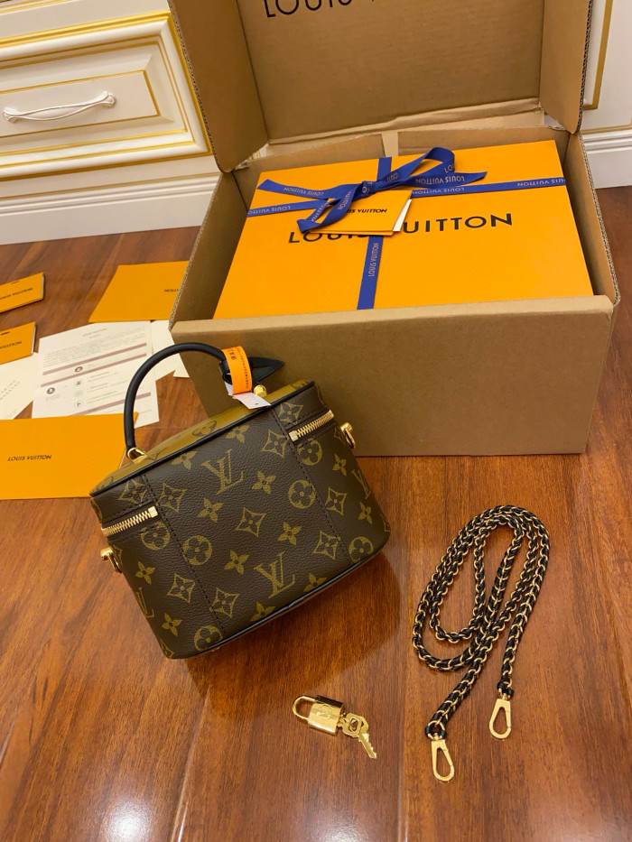 NIGO Louis Vuitton Vanity Women's Solid Color Classic Printed Chain Leather Handbag Shoulder Bag Bags #nigo77966