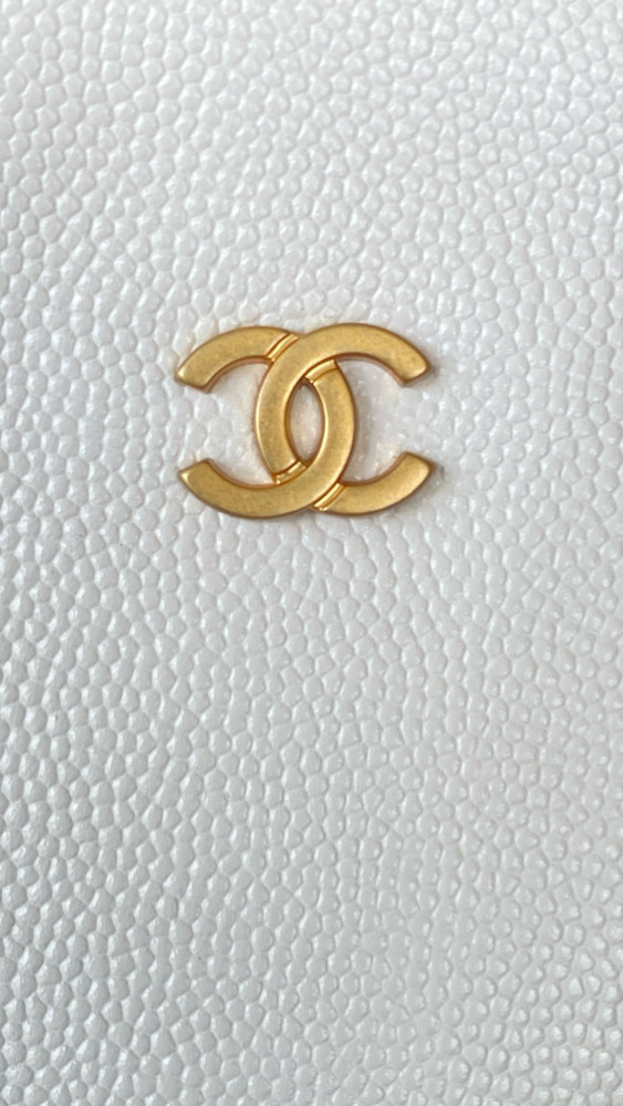 NIGO Chanel Women's Classic Double C Logo Solid Color Cowhide & Leather Tote Shoulder Bag Bags #nigo77978