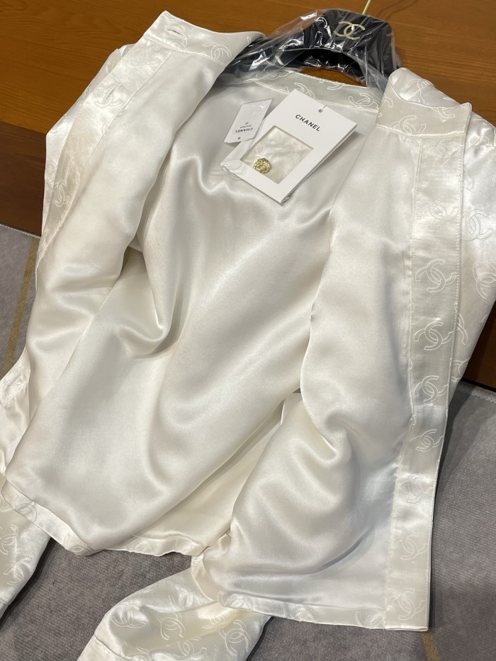NIGO Chanel Women's Spring and Autumn Solid Color Logo Printed Single Breasted Silk Long Sleeve Jacket #nigo78133