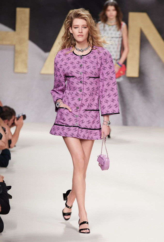 NIGO Chanel Women's Spring and Autumn Letter Printed Solid Color Single Breasted Long Sleeve Jacket #nigo78131
