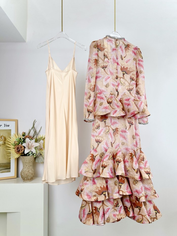 NIGO Zimmermann Women's Spring/summer Elegant Floral Print Dress With Multi-layer Ruffled Puff Skirt, Form-fitting Fashionable Dresses Ngvp #nigo2181