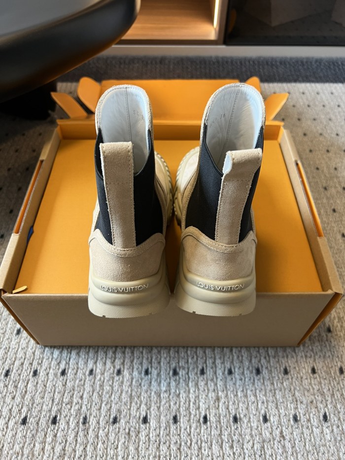 NIGO Louis Vuitton Women's Autumn/winter Solid Color Round Toe Short Boot With Thick Sole Suede Classic Fashion Boots Shoes #nigo78119