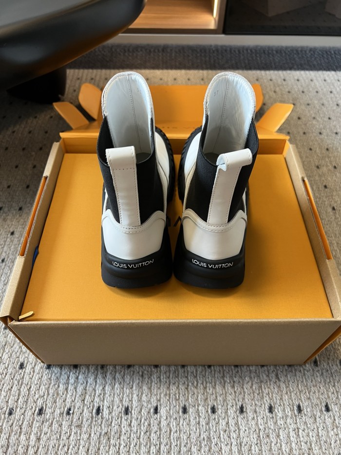 NIGO Louis Vuitton Ruby Women's Autumn And Winter Solid Color Round Toe Short Leather Classic Fashion Boots Shoes #nigo78118