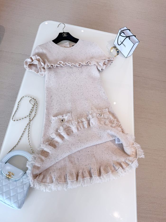 NIGO Chanel Métiers D'art Collection Women's Spring And Summer Ruffle Nude Gray Knit Dress Fashion Temperament Elegant Dresses Skirt Ngvp #nigo2223