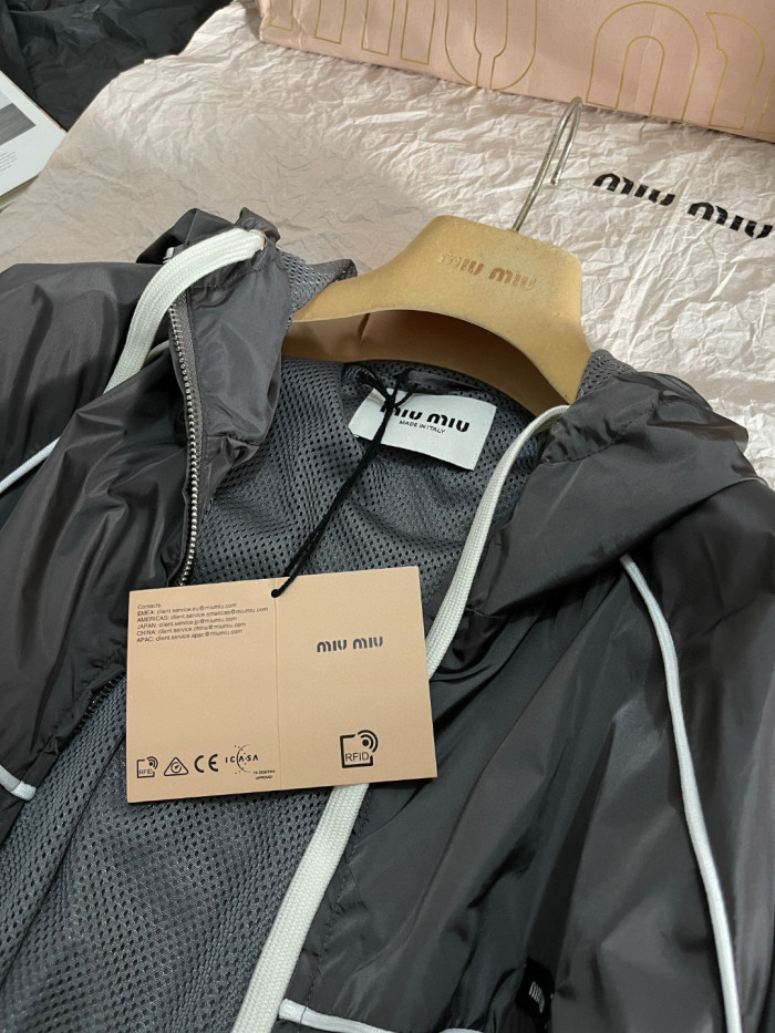 NIGO MiuMiu Women's Spring/Summer Solid Color Fashionable Casual Zipper Sun Protection Windbreaker Long Sleeve Jacket #nigo78157