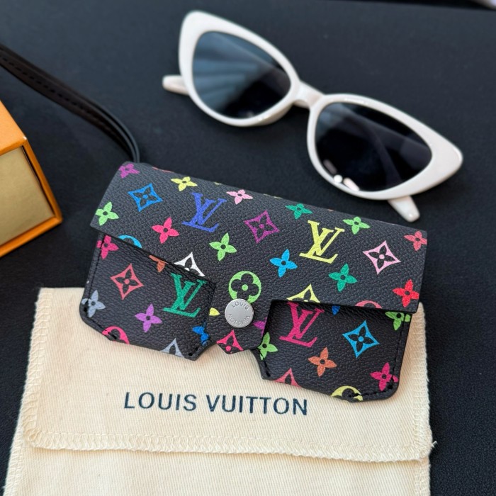 NIGO Louis Vuitton Men's And Women's Classic Fashion Aging Full-print Leather And Canvas Hanging Strap Eyeglass Case Bags M02701 #nigo78174