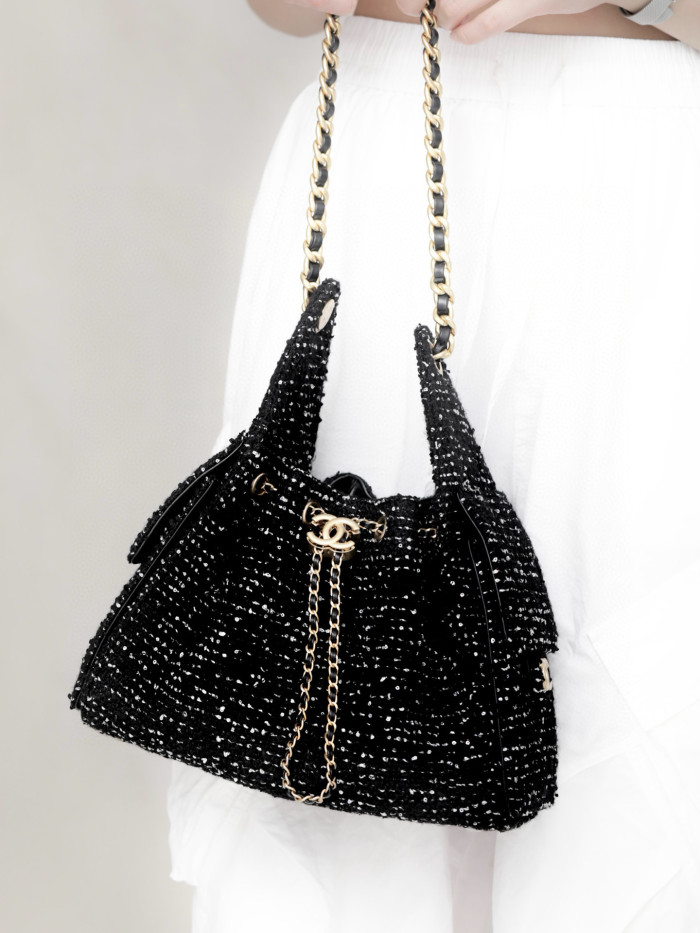NIGO Chanel Hobo Drawstring Underarm Bag Fashion Luxury Temperament Trend Senior New Banquet Bags #nigo81423