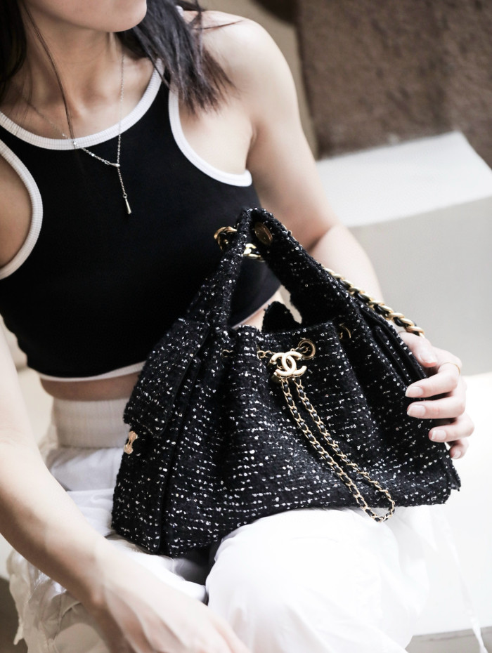 NIGO Chanel Hobo Drawstring Underarm Bag Fashion Luxury Temperament Trend Senior New Banquet Bags #nigo81423