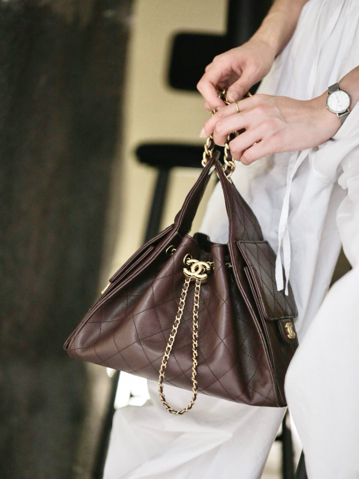 NIGO Chanel Hobo Drawstring Underarm Bag Fashion Luxury Temperament Trend Senior New Banquet Bags #nigo81423