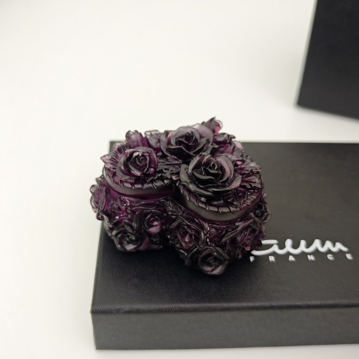 NIGO Daum Classic Fashion Rose-Shaped Jewelry Box, Multi-Colored Decorative Box, Exquisite Tabletop Ornament Accessories Ngvp #nigo2141