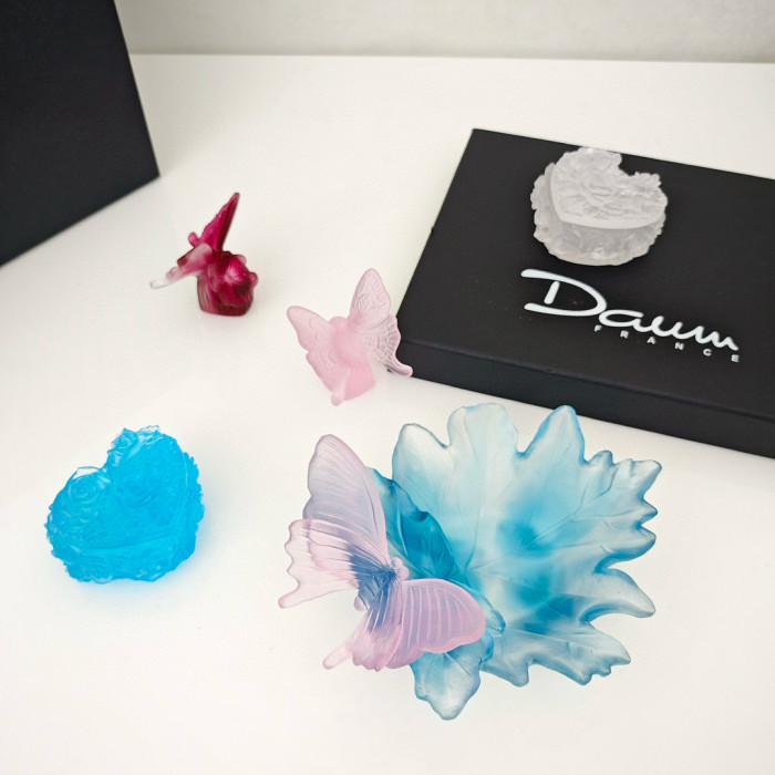 NIGO Daum Classic Fashion Rose-Shaped Jewelry Box, Multi-Colored Decorative Box, Exquisite Tabletop Ornament Accessories Ngvp #nigo2141
