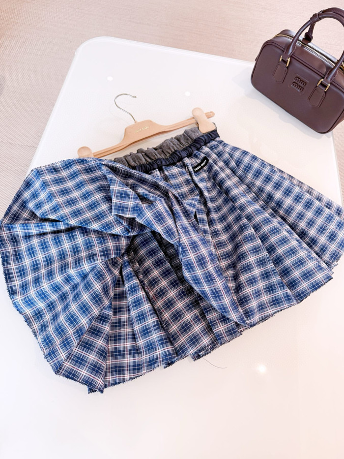 NIGO MiuMiu Women's Classic Fashionable Casual Plaid Pleated Elastic Mini Skirt Suitable For Summer Wear #nigo78215