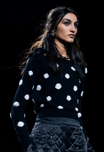 NIGO Chanel Women's Camellia Autumn/Winter Round Neck Pullover Bubble Sleeve Wool Blend Off-the-Shoulder Knitted Sweater Ngvp #nigo2146