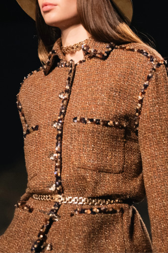 NIGO Chanel Women's Fall And Winter Golden Brown Belt Tweed Silhouette Jacket Sequins Beaded On The Button Luxury Retro Slim Jacket Ngvp #nigo2235