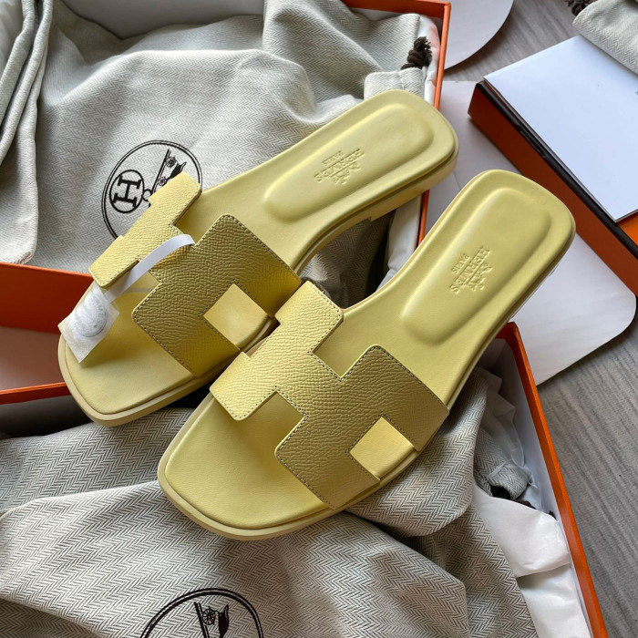 NIGO Hermes Oran Sandal Women's Summer Fashion Casual Solid Color Leather Slip On Sandals  Mid Heel And Flat Shoes #nigo78338