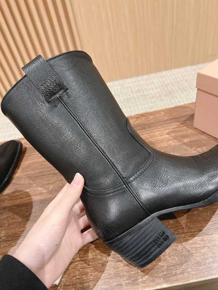 NIGO MiuMiu Women's Autumn/winter Fashion Classic Solid Color Retro Leather Pointed Toe High Heel High Boot Shoes #nigo78435