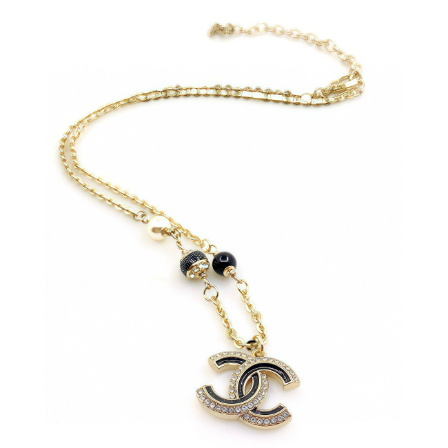 NIGO Chanel Women's Fashion Classic Rhinestone Embellished Double C Design Logo Pearl Necklace Jewelry Accessories #nigo78554