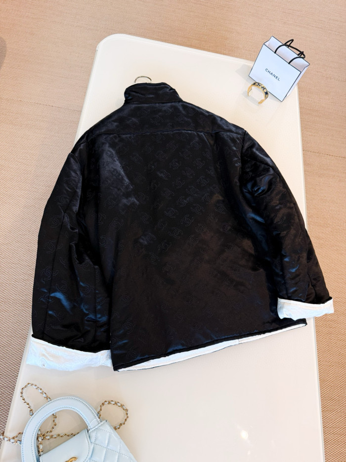 NIGO Chanel Métiers D’art Women's Fall/Winter Fashion Classic Subtle Jacquard Vertical Button Silk Cotton Blend Coat Round Neck Jacquard Jacket #nigo78563