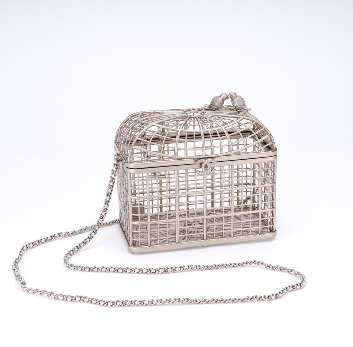 NIGO Chanel Women's Fashion Classic Metal and Rhinestone Birdcage-Shaped Rigid Evening Clutch Bag Bags #nigo78572