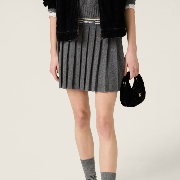 NIGO MiuMiu Women's Spring/Fall Fashion Casual Solid Color Collared Wool Lace Up Knit Polo Shirt with Cashmere Skirt Suit Set #nigo78627