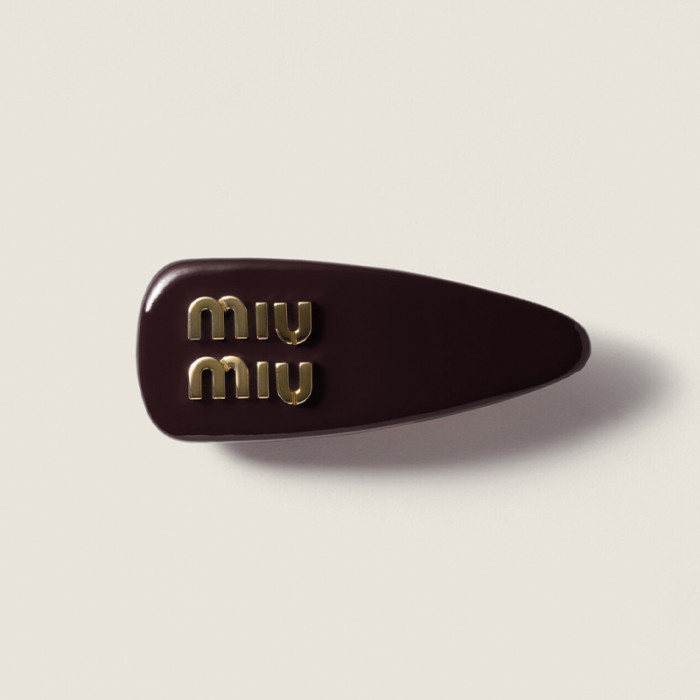 NIGO MiuMiu Women's 3D Logo-Embellished Solid-Color Patent Leather Hair Clip With Velvet Hair Accessory #nigo81551