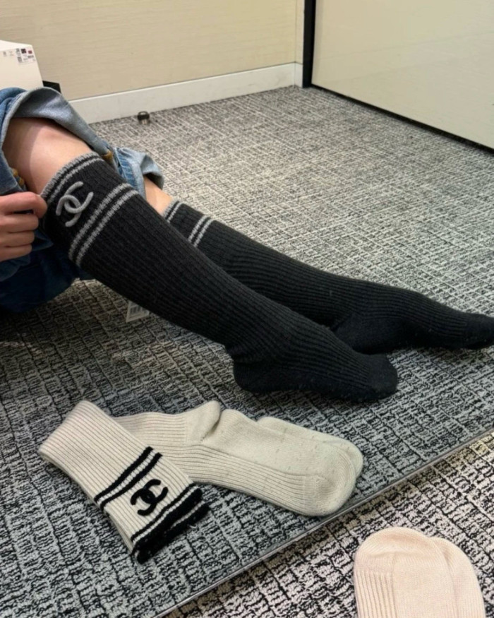 NIGO Chanel Women's Spring/fall Fashion Casual Solid Color Double C Cashmere Knee High Socks  Accessories #nigo78624