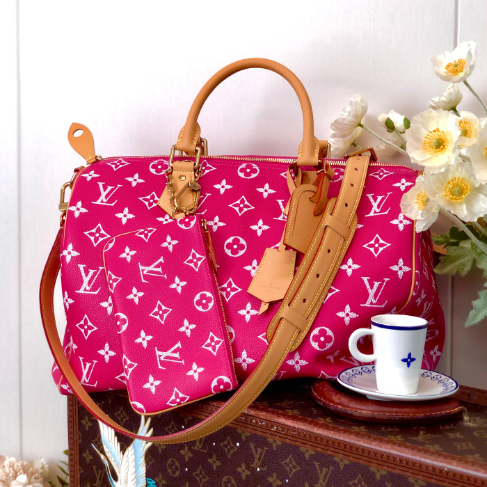 NIGO Louis Vuitton Women's Fashion Classic Dragon Fruit Red Logo Zipper Closure Leather Shoulder Bag Handbags In Small Medium And Large Sizes Crossbody Bag Bags #nigo78654
