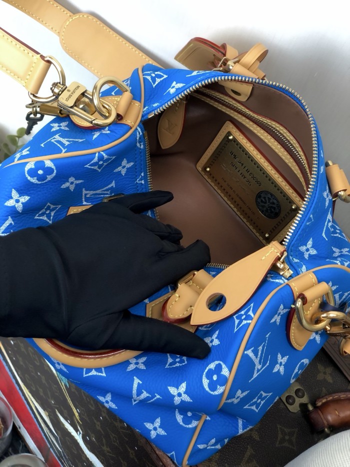 NIGO Louis Vuitton Women's Fashion Classic Sapphire Blue Logo Zipper Closure Leather Shoulder Bag Handbags In Small Medium And Large Sizes Crossbody Bag Bags #nigo78656