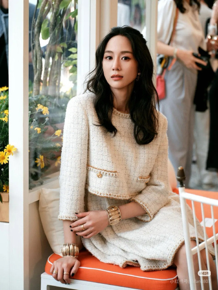 NIGO Chanel Women's Spring/Fall High-Street Wool & Linen Tweed Solid-Color Crew Neck Long-Sleeve Knit Jacket Ngvp #nigo2357