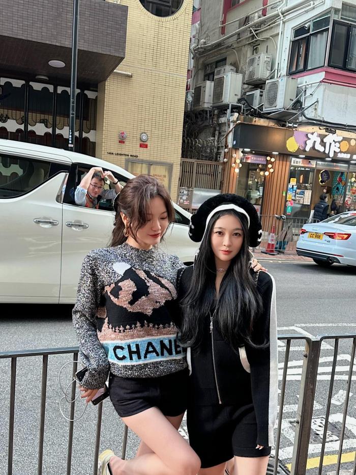 NIGO Chanel Women's Fall And Winter Clashing Jacquard Logo Cashmere Sweater Color Blocking Retro Knitted Round Neck Long Sleeve Pullover Sweater #nigo81644