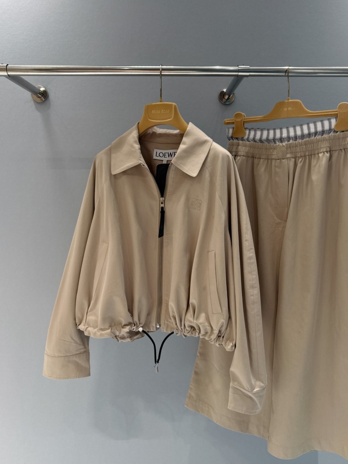 NIGO Loewe Women's Spring/fall Fashion Casual Solid Color Lapel Zipper Short Sleeve Drawstring Jacket With Elastic Waistband Paired With Relaxed Fit Cropped Wide Leg Pants Suit Set #nigo78665