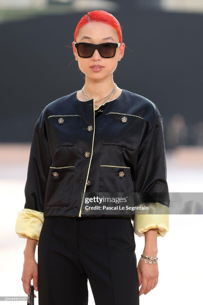 NIGO Chanel Women's Autumn And Winter Silk Color Blocking Short Cotton Jacket Fashion Exquisite Black Yellow Flash Diamond Button Luxury Jacket Ngvp #nigo2465