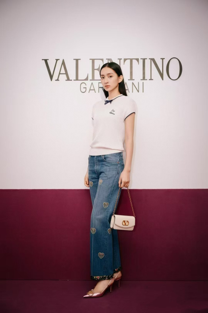 NIGO Valentino Women's Four-Season Vintage Heart-Shaped Embroidered Floral Beaded Solid-Color Denim Jeans Pants Ngvp #nigo2379