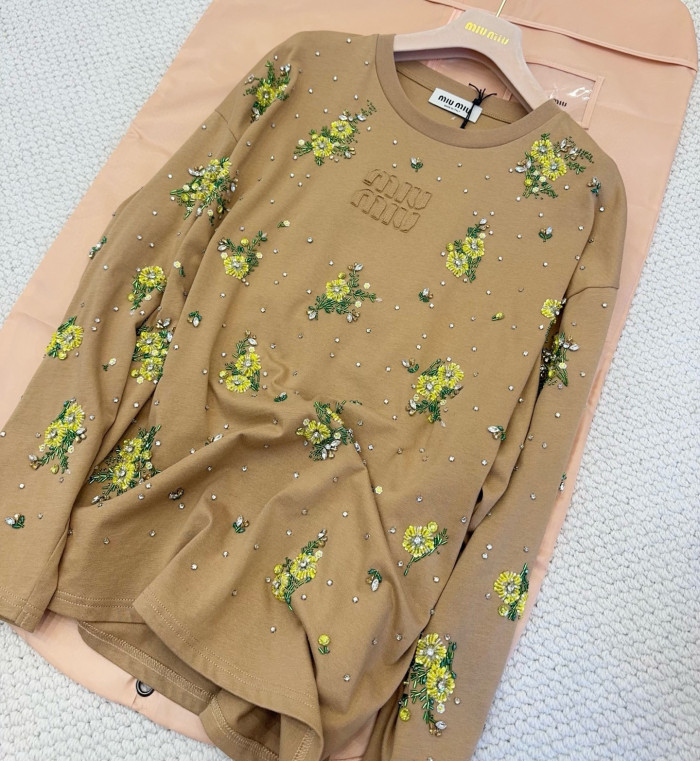 NIGO MiuMiu Women's Spring/Fall Fashion Casual Crewneck Pullover Hand-Embellished Rhinestone Floral Long-Sleeve T-Shirt #nigo78789