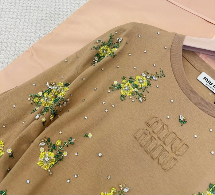 NIGO MiuMiu Women's Spring/Fall Fashion Casual Crewneck Pullover Hand-Embellished Rhinestone Floral Long-Sleeve T-Shirt #nigo78789