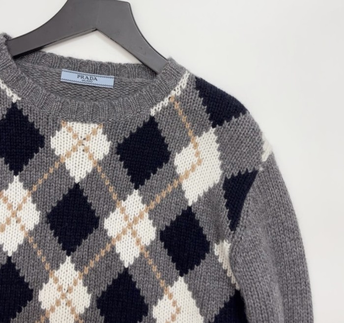 NIGO Prada Women's Spring/Fall Fashion Casual Crew Neck Diamond Pattern Cashmere Knit Sweater with Letter Embroidery Long Sleeve Pullover Top Sweater #nigo78838