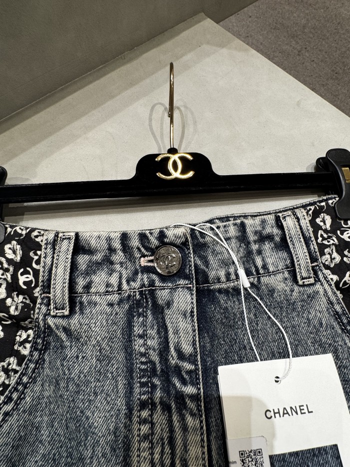 NIGO Chanel Women's Spring/Fall Fashion Classic Print Washed Zipper Button Camellia Denim Pants #nigo78886