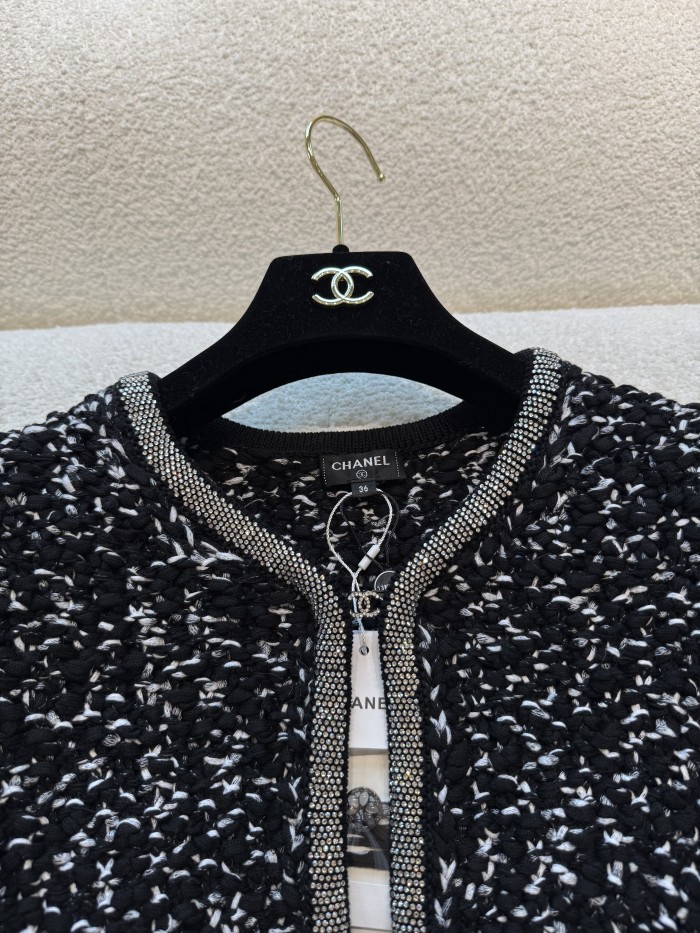 NIGO Chanel Women's Vintage Spring/Fall Rhinestone-Embellished Color-Block Cotton Knit Cardigan Jacket Ngvp #nigo2395