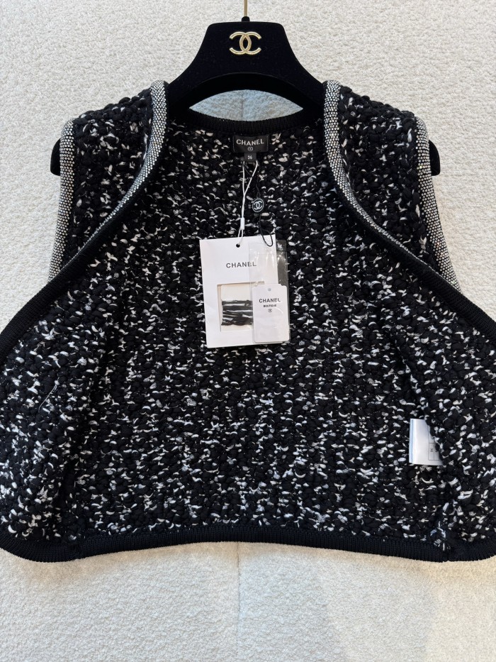 NIGO Chanel Women's Spring/Fall Knit Rhinestone-Embellished Solid-Color Cotton Sleeveless Cardigan Vest Ngvp #nigo2396