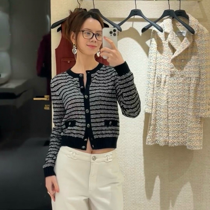 NIGO Chanel Women's Fall/Winter Fashion Casual Crew Neck Single Button Pure Cotton Yarn Long Sleeve Diamond Pattern Cardigan #nigo78937