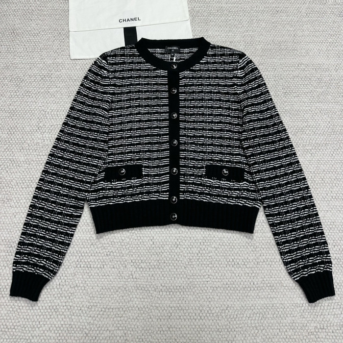 NIGO Chanel Women's Fall/Winter Fashion Casual Crew Neck Single Button Pure Cotton Yarn Long Sleeve Diamond Pattern Cardigan #nigo78937