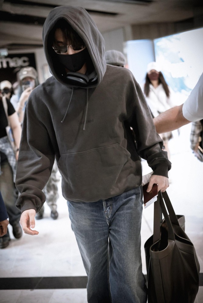 NIGO Saint Laurent Men's Spring/Autumn Solid Colour Casual Letter Embroidery Hooded Drawstring Pullover Long Sleeve Sweatshirt Pullover Hoodie #nigo78282