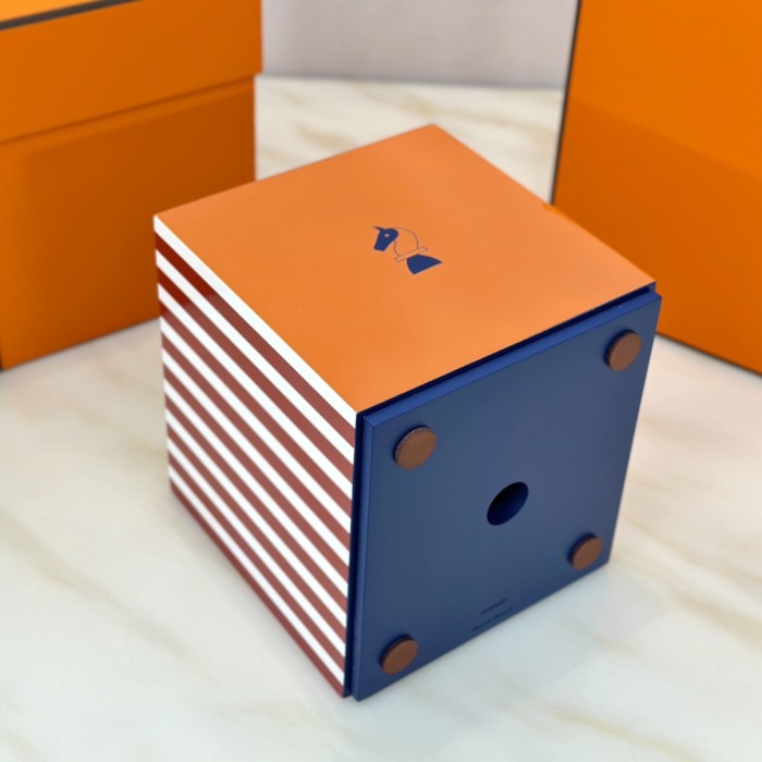NIGO Hermes Classic Fashion Color Blocked Square Tissue Box With Carved Herringbone Pattern  Household items #nigo78973