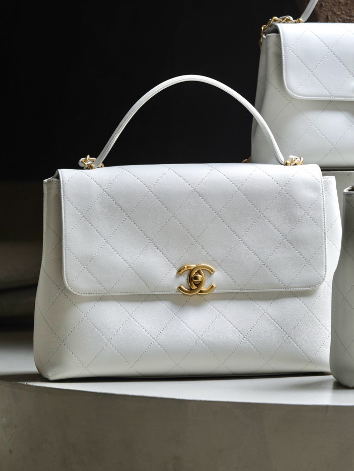 NIGO Chanel Women's Fashion Classic Solid Color Diamond Quilted Handle Top Closure Briefcase Chain Bag Bags #nigo78965
