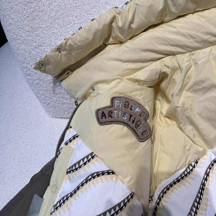 NIGO Hermes Women's Winter Fashion Casual Reversible Patterned Print Short Length High Neck Zipper White Goose Down Filled Short Jacket Down Jacket #nigo78981