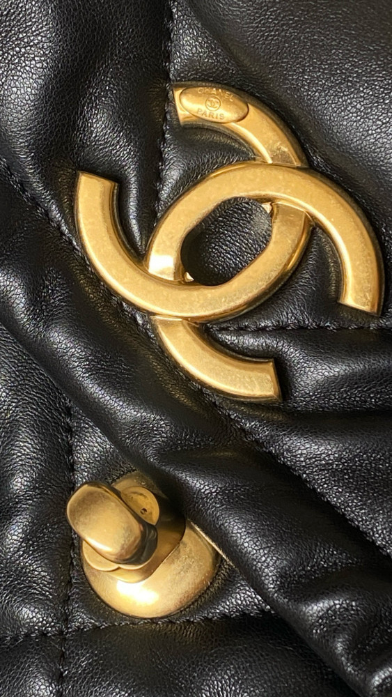NIGO Chanel Women's Fashion Classic Solid Color Double Pocket Flap Bag Chain Shoulder Tote Bag Bags #nigo79115