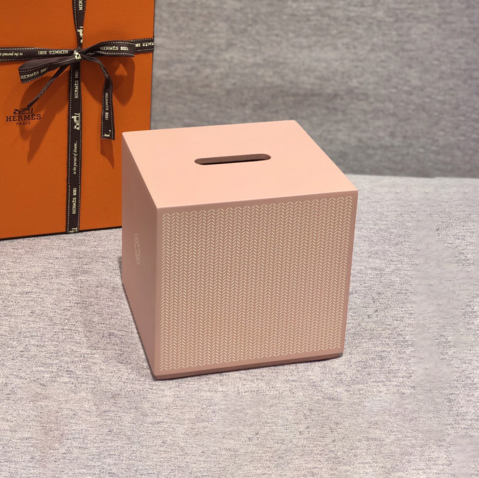 NIGO Hermes Classic Solid Color Lacquer Carved Wooden Square Tissue Box Home Decor  Household items Accessories  #nigo79121